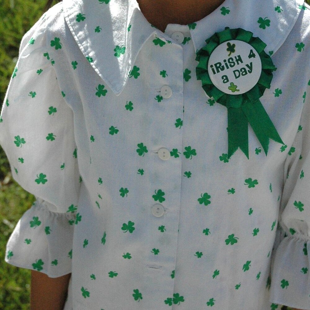 Saint Patrick's Day Shamrock Handmade green blouse button down shirt size 7
